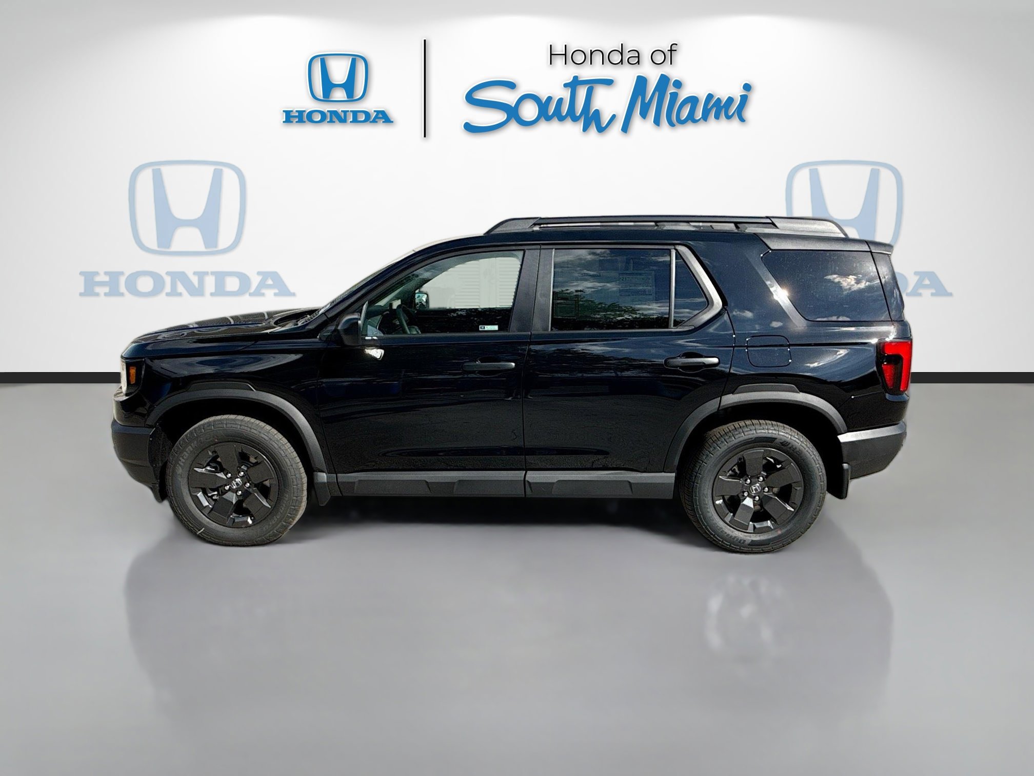 2026 Honda Passport photo 3