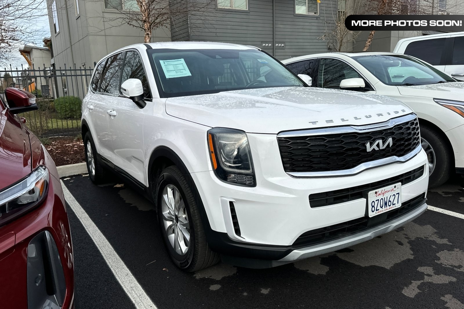 2022 Kia Telluride LX's photo