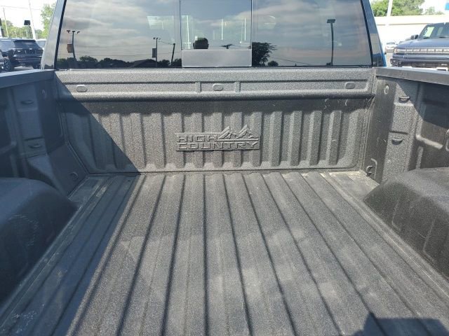 2023 Chevrolet Silverado 1500 High Country photo 16