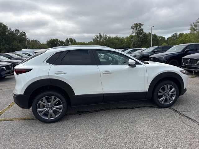 2025 Mazda CX-30 2.5 S Preferred photo 2