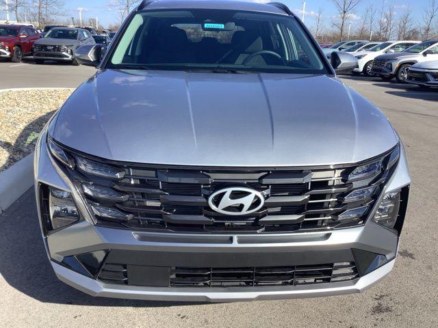 2025 Hyundai Tucson SEL photo 2