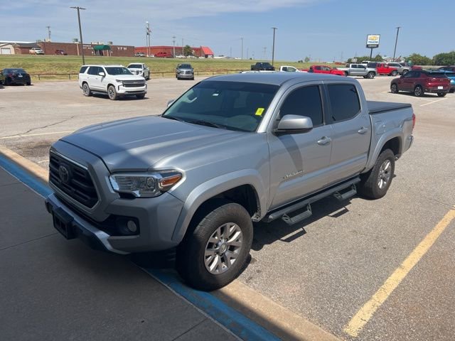 2019 Toyota Tacoma SR5 photo 3