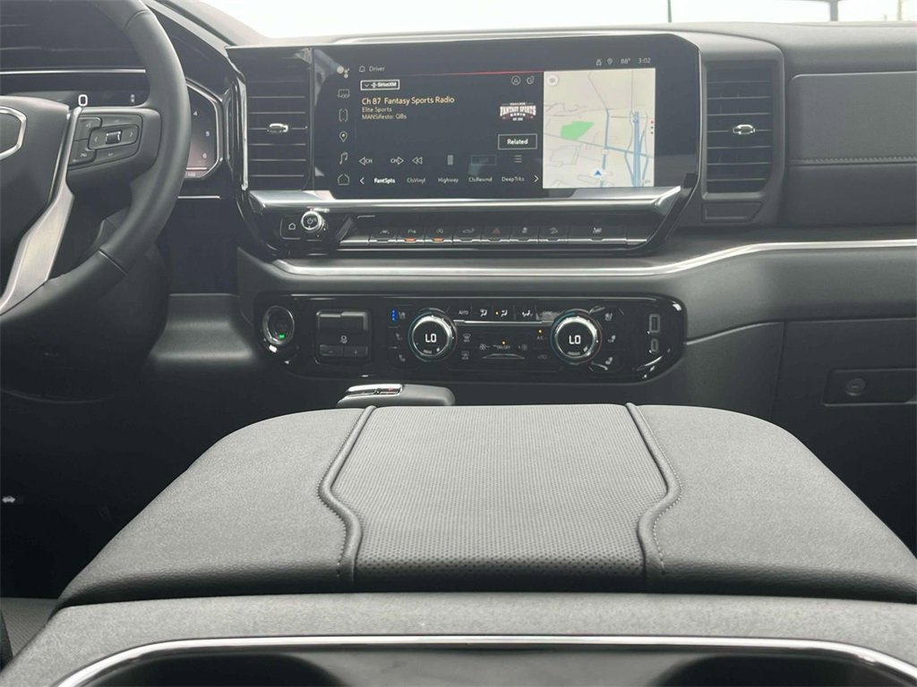 2025 Gmc Sierra 1500 SLT photo 13