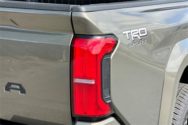 2025 Toyota Tacoma TRD Sport 4x4 Double Cab photo 30
