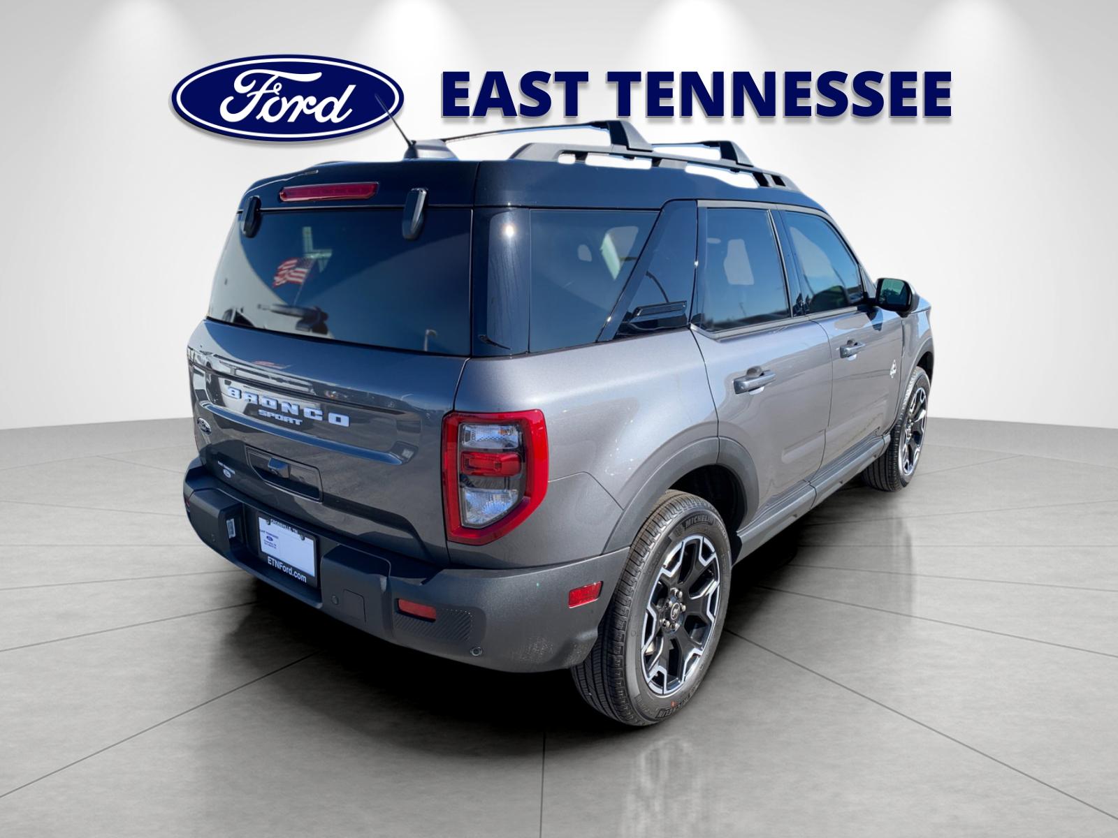 2025 Ford Bronco Sport Outer Banks photo 2