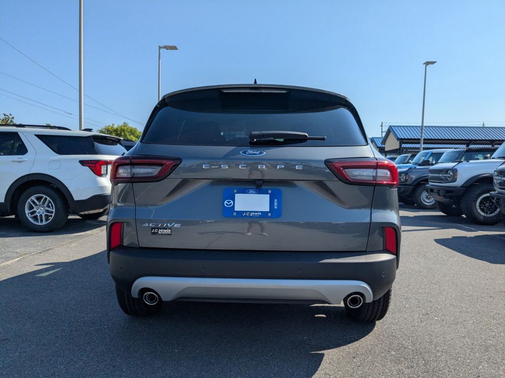 2025 Ford Escape Active photo 5