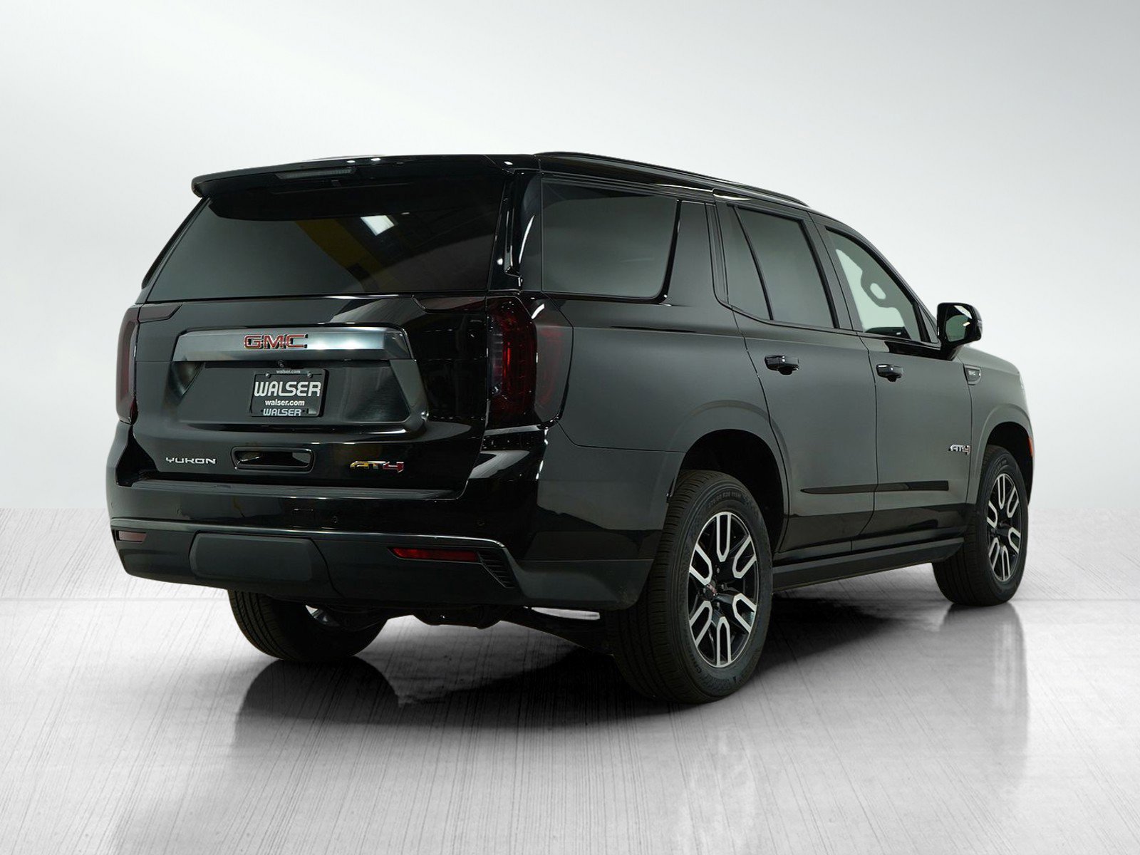 2021 Gmc Yukon AT4 photo 3