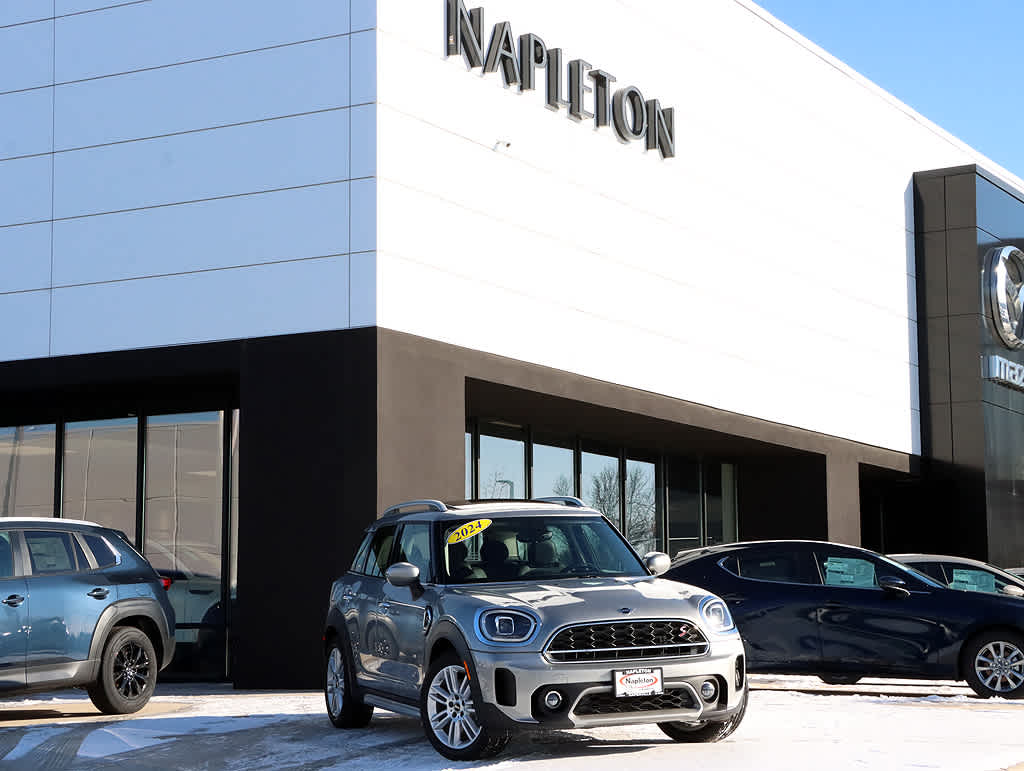 2024 MINI Countryman S's photo