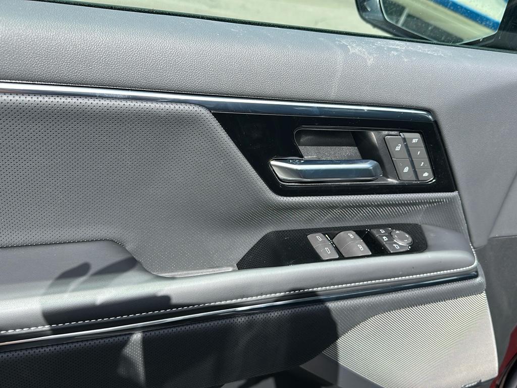 2025 Gmc Sierra EV Denali photo 15