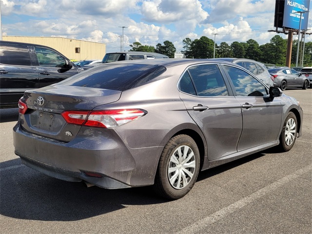 2018 Toyota Camry L photo 3
