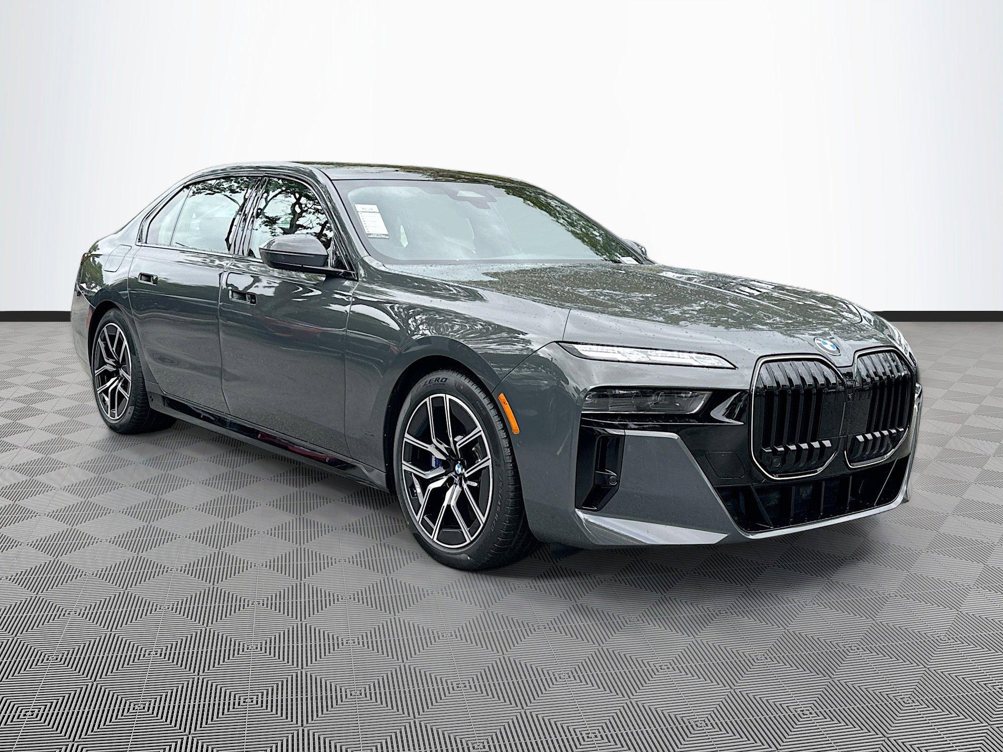 2026 BMW 7 Series 740i's photo