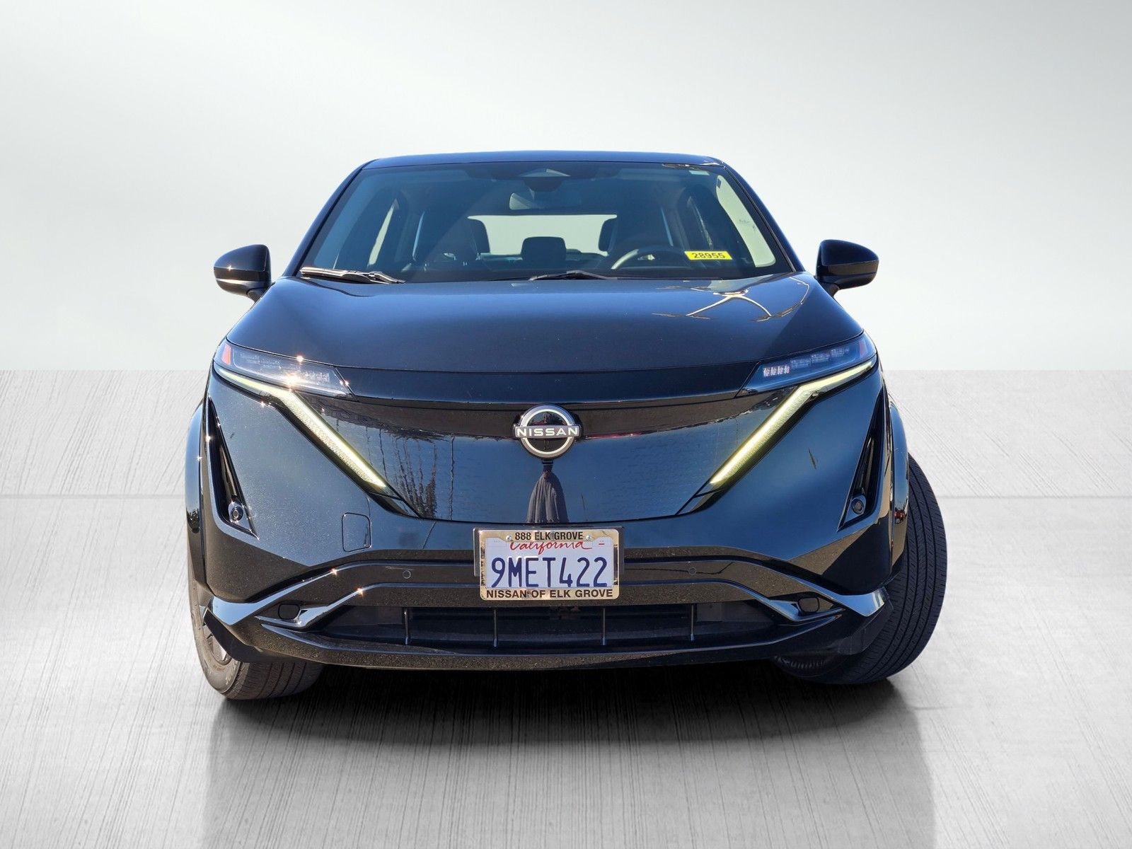 2024 Nissan ARIYA Engage photo 2