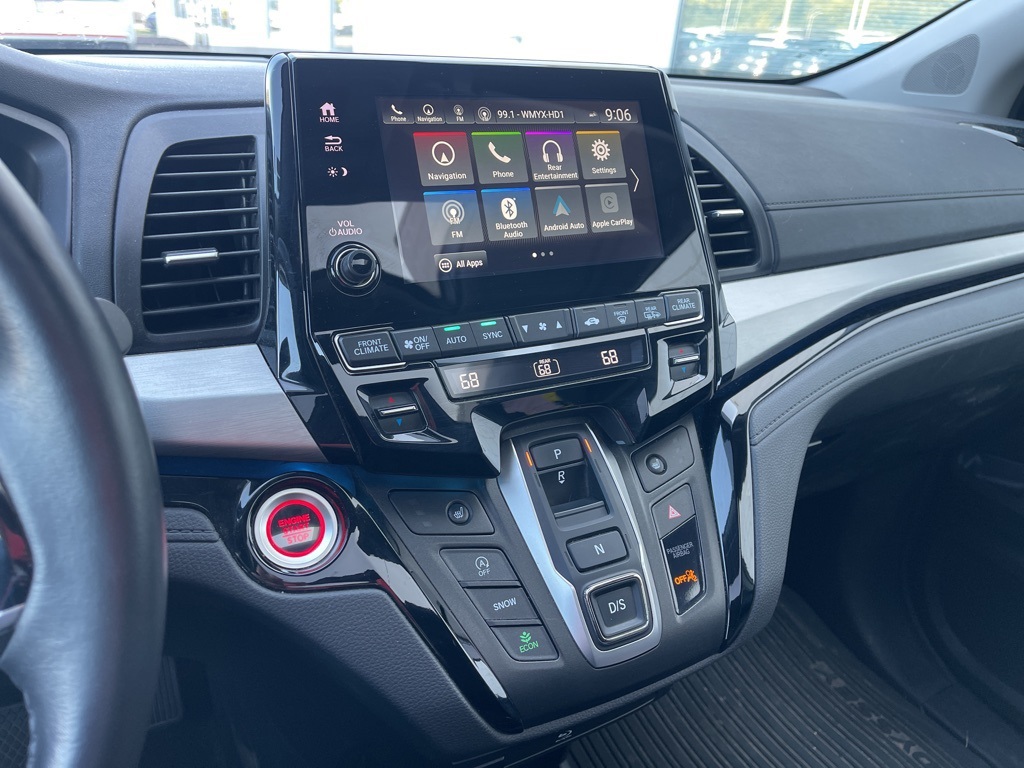 2023 Honda Odyssey Touring photo 5