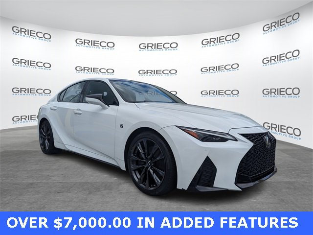 2022 Lexus IS 350 F SPORT's photo