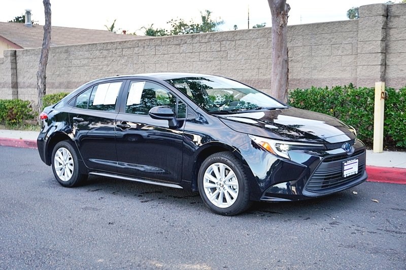 2024 Toyota Corolla XLE LE Premium SE photo 4