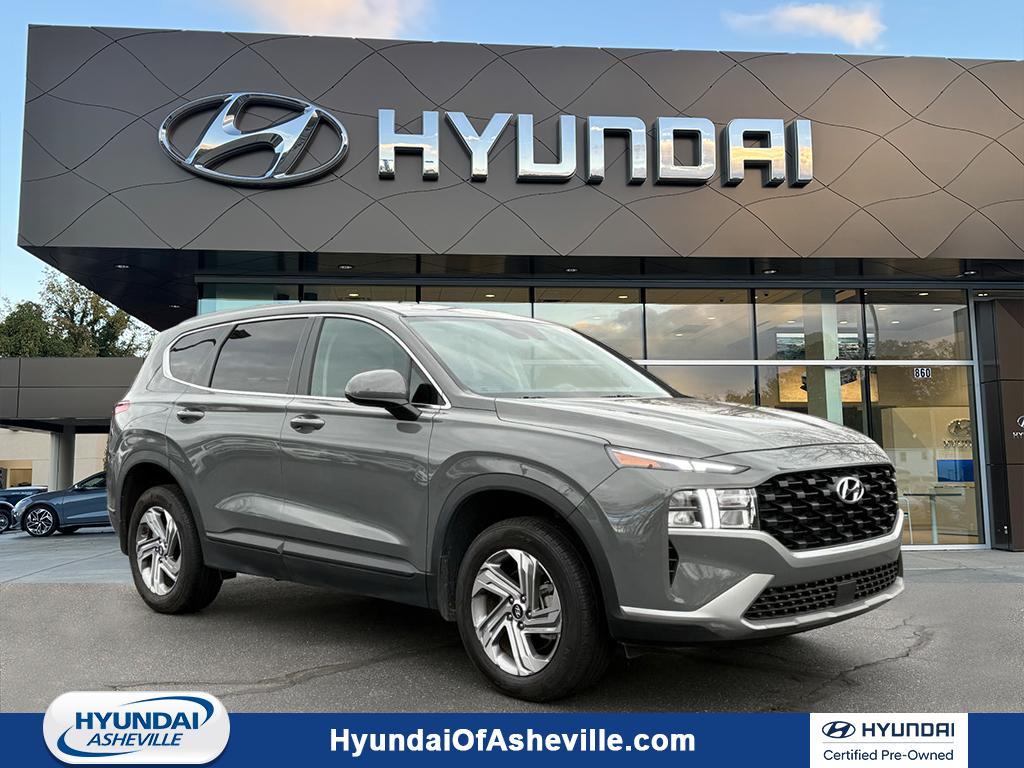 2023 Hyundai Santa Fe SE's photo