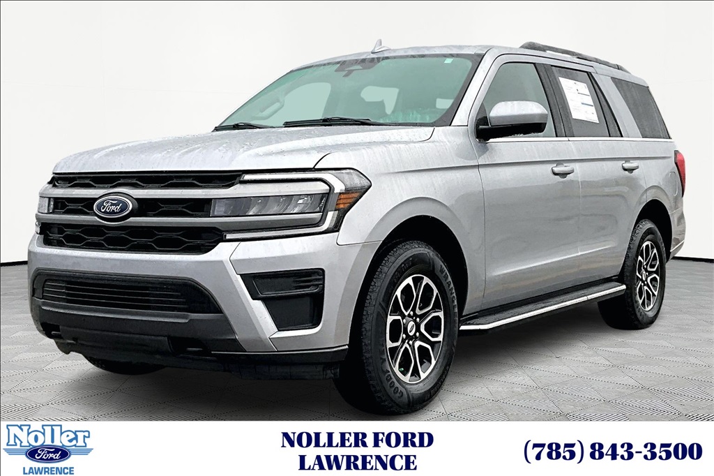 2023 Ford Expedition XLT's photo