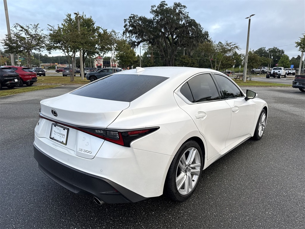 2024 Lexus IS 300 photo 3