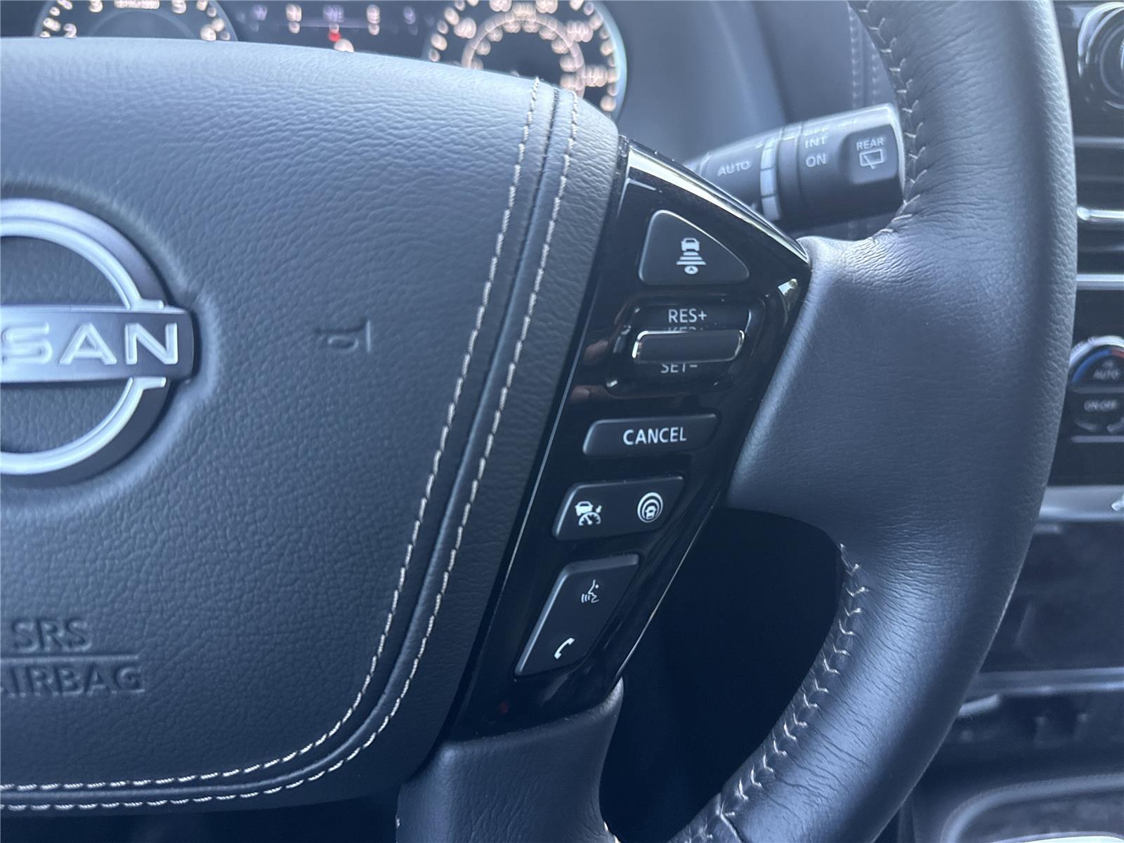 2022 Nissan Armada Platinum photo 14