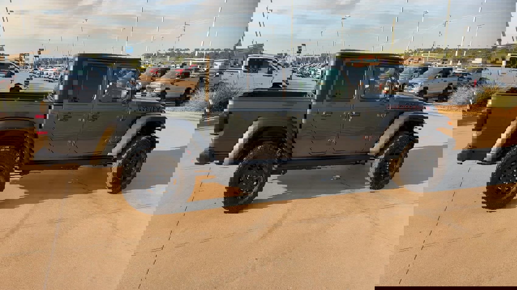 2023 Jeep Gladiator Mojave photo 8
