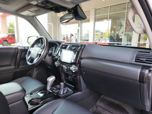 2023 Toyota 4Runner TRD Off-Road Premium photo 15