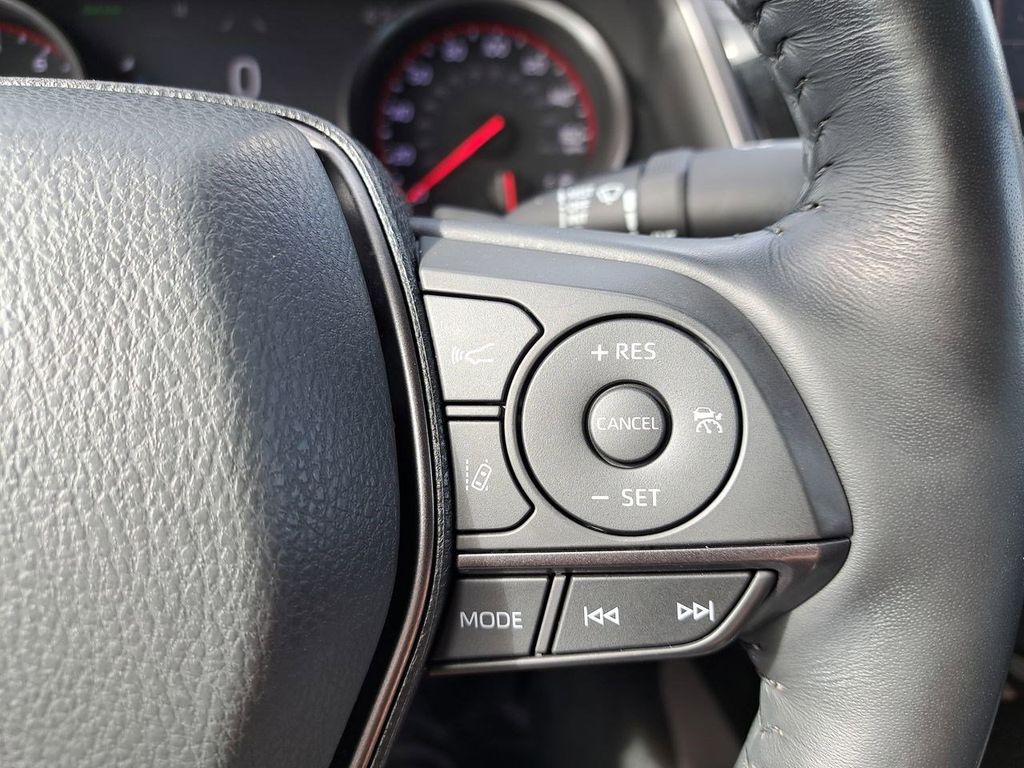 2022 Toyota Camry XSE photo 27