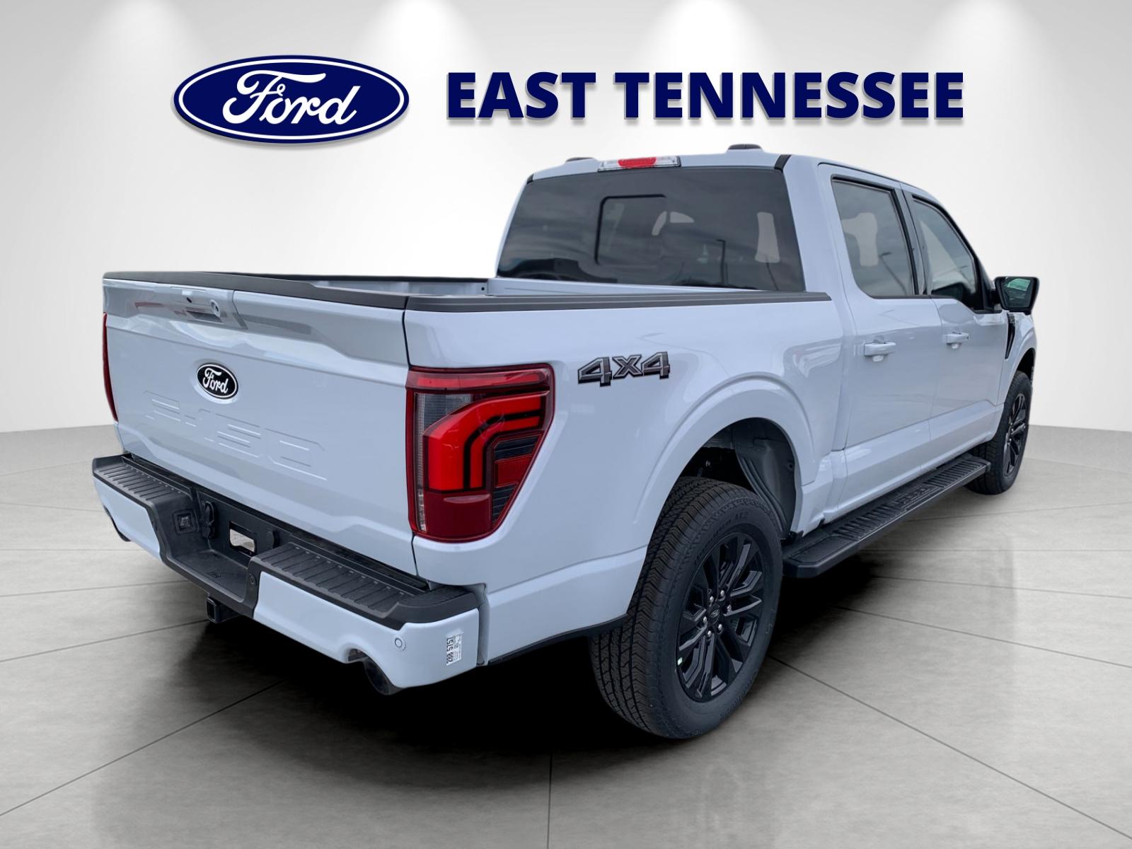 2025 Ford F-150 Lariat photo 2