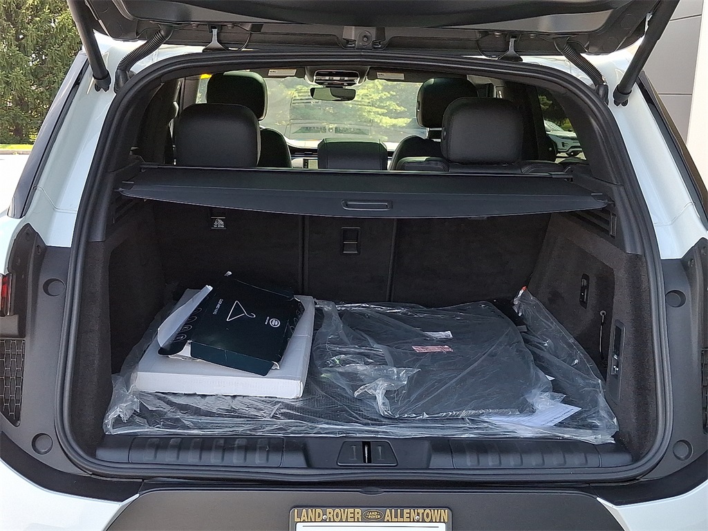 2025 Land Rover Range Rover Sport P360 S photo 25