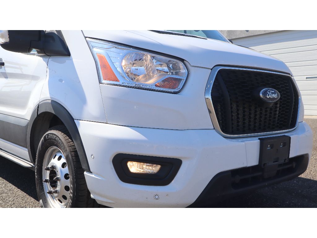2021 Ford Transit XLT photo 6