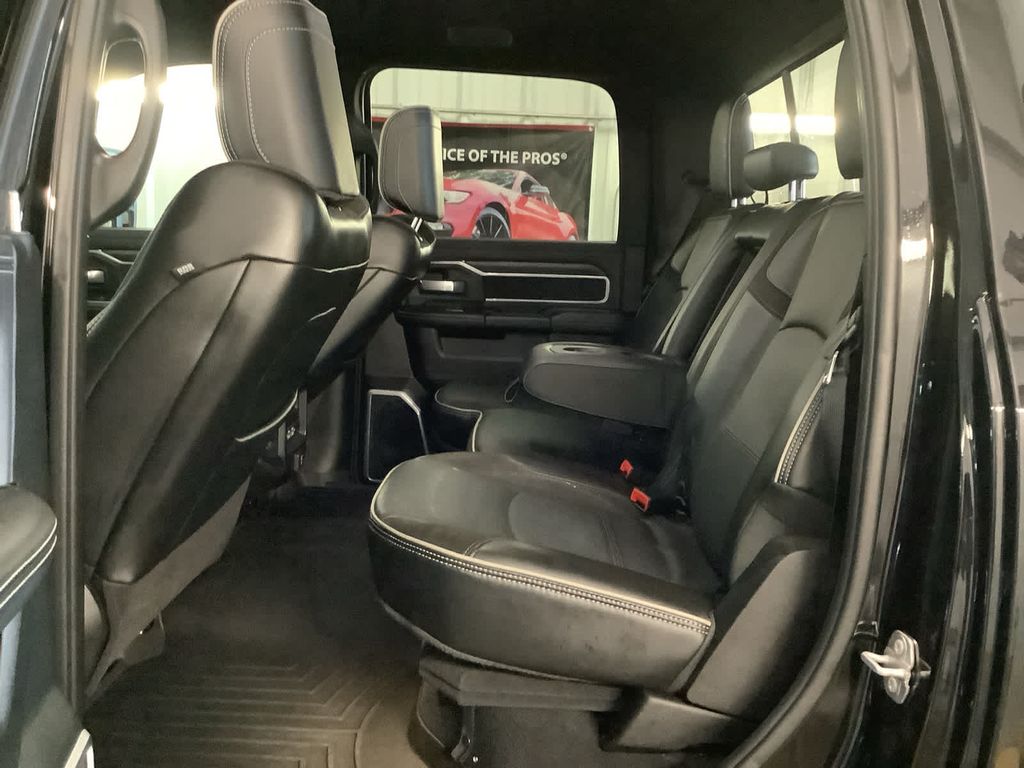 2024 Ram 2500 Laramie photo 33