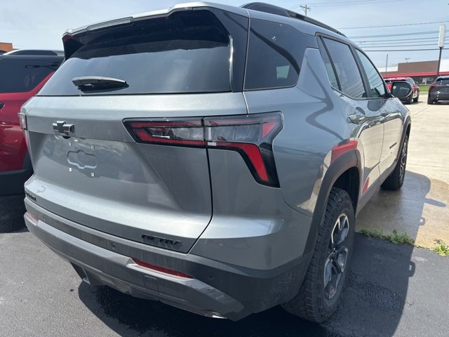 2025 Chevrolet Equinox ACTIV photo 4