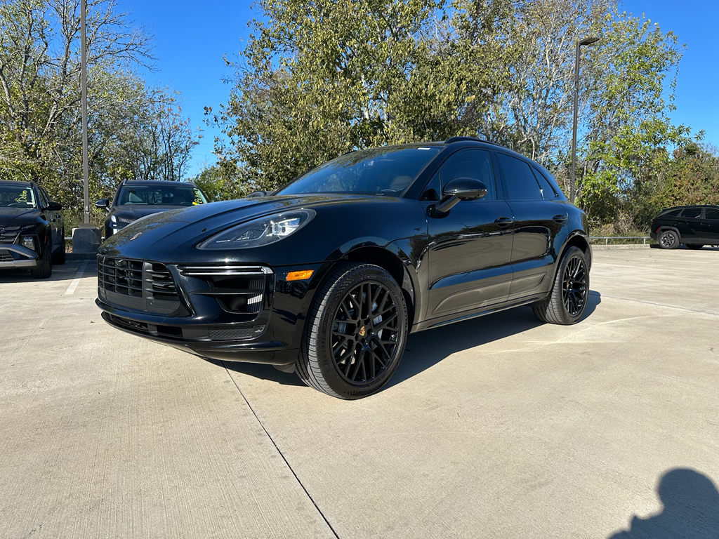 2020 Porsche Macan Turbo's photo