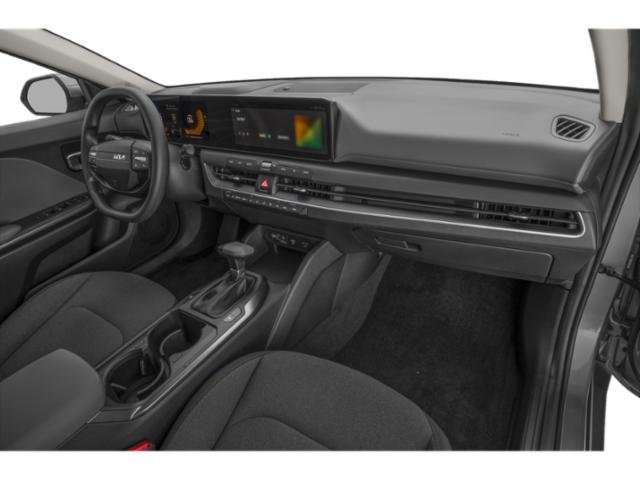 2025 Kia K4 LXS photo 17