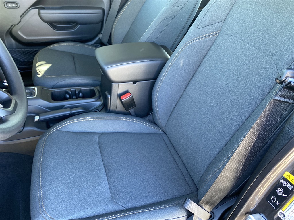 2025 Jeep Wrangler Sport photo 30