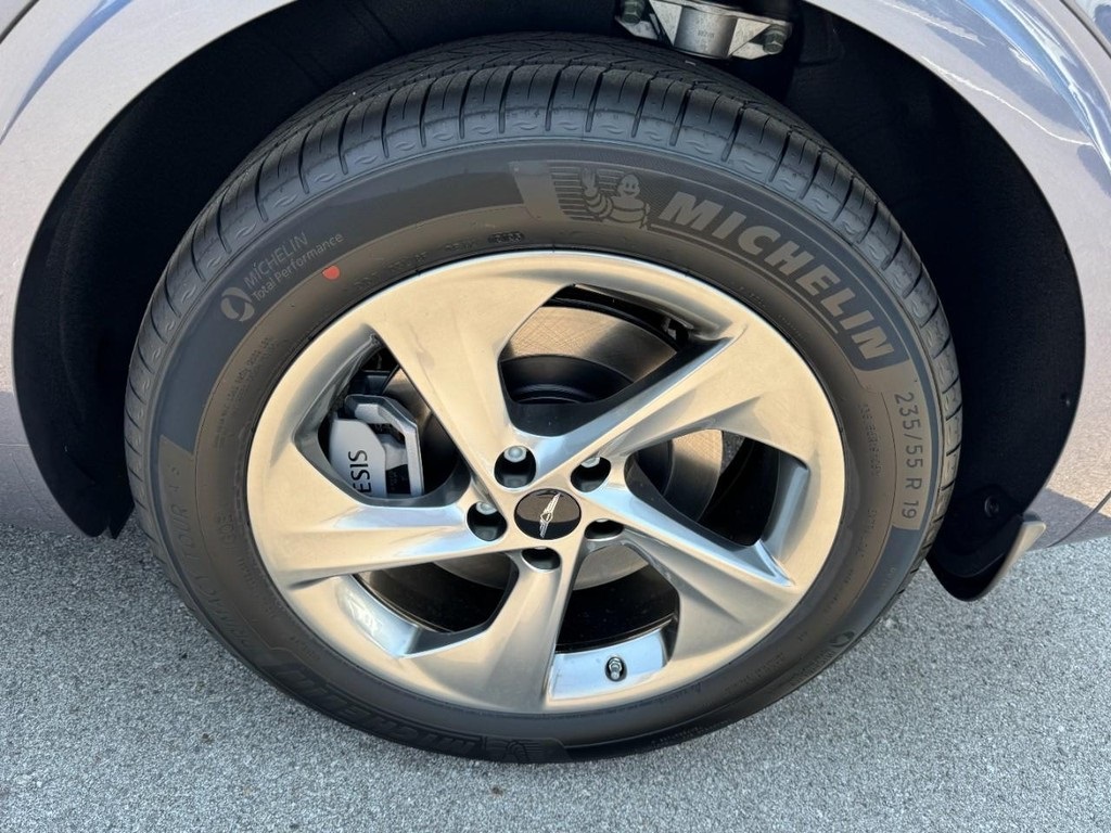 2026 Genesis GV70 2.5T Select photo 6