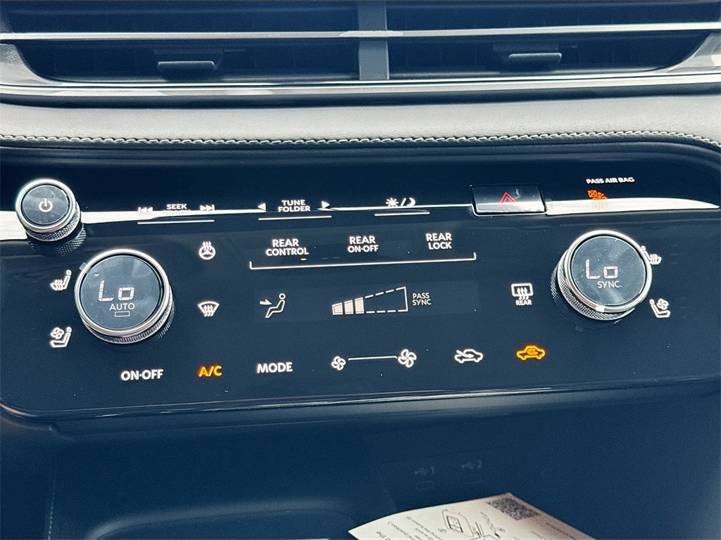 2026 Infiniti QX60 Luxe photo 16