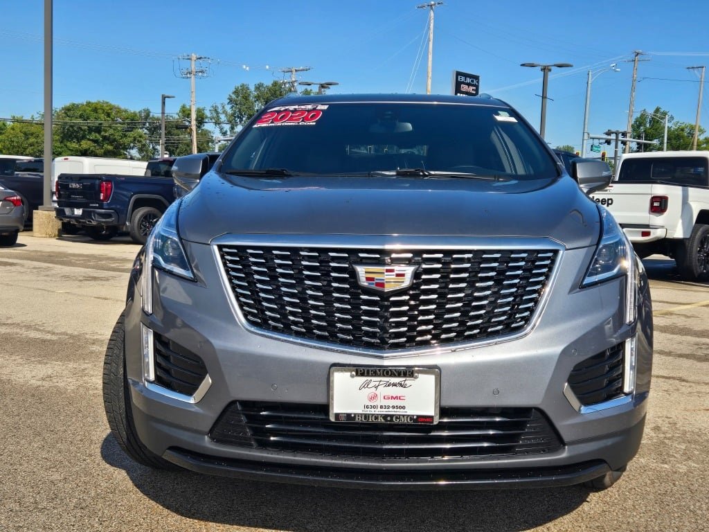2020 Cadillac XT5 Luxury photo 2