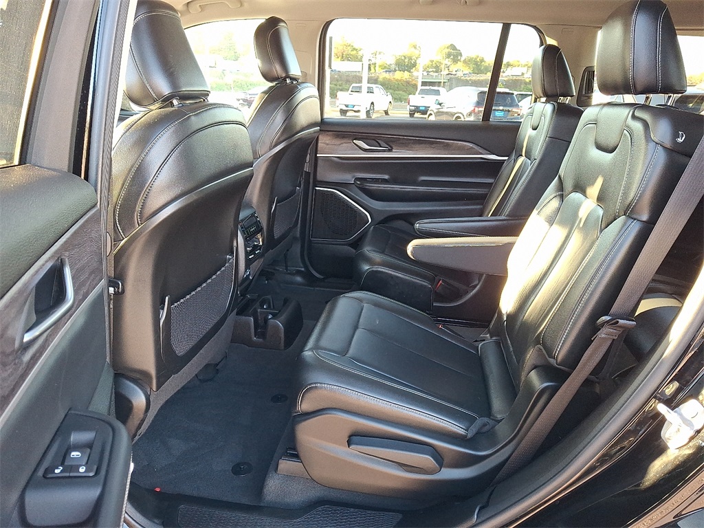 2022 Jeep Grand Cherokee Limited photo 11