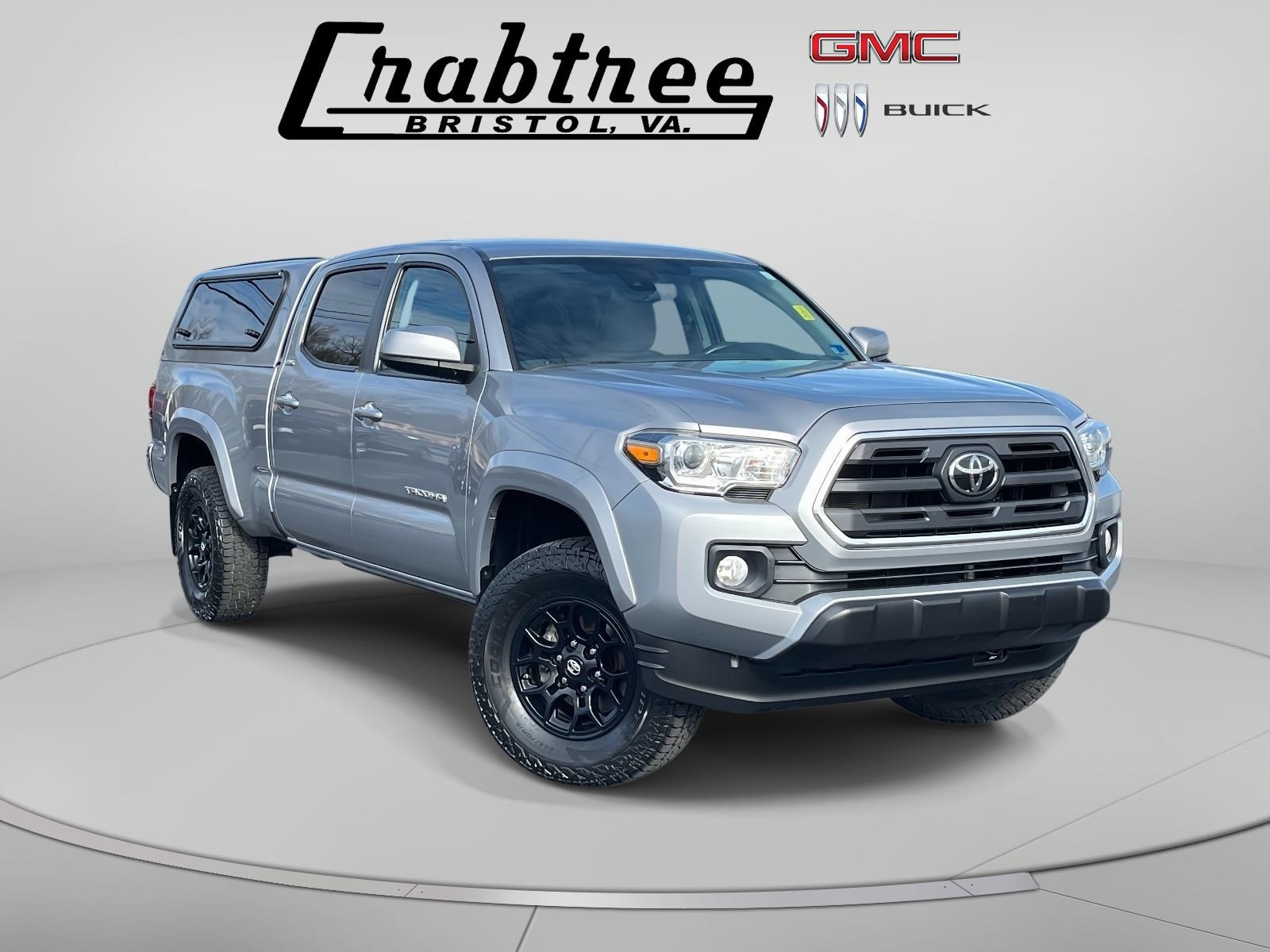 2019 Toyota Tacoma SR5's photo