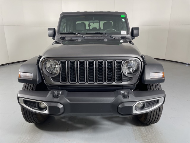 2024 Jeep Gladiator Sport photo 3