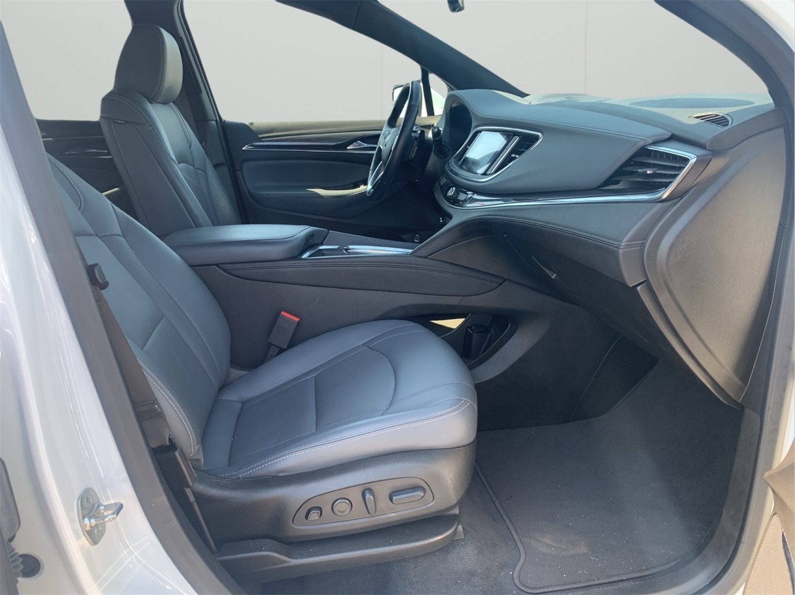 2024 Buick Enclave Premium photo 25