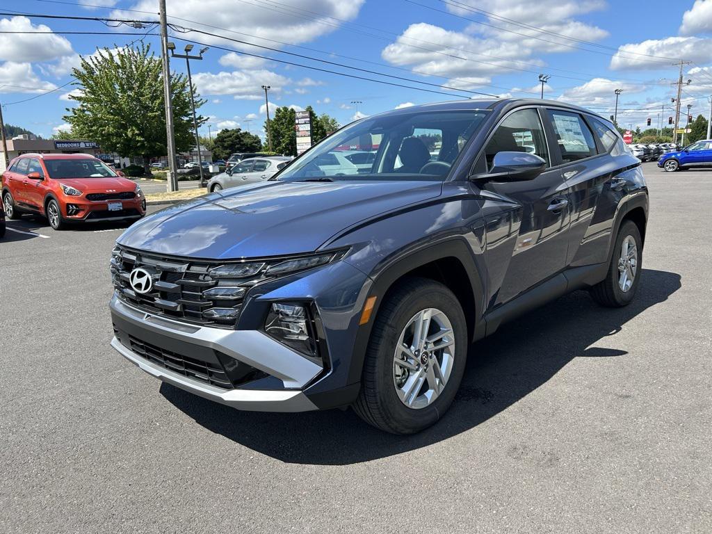 2025 Hyundai Tucson SE photo 4