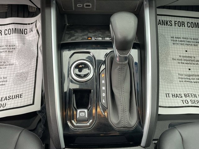 2024 Chevrolet Colorado LT photo 23