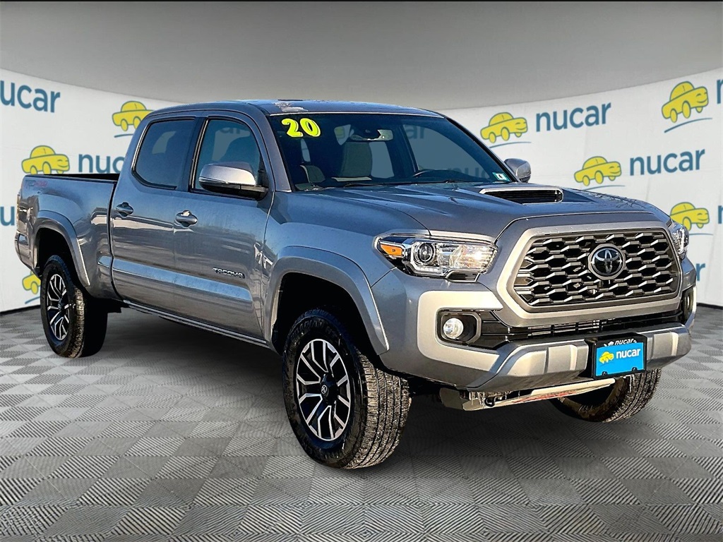2020 Toyota Tacoma TRD Sport's photo