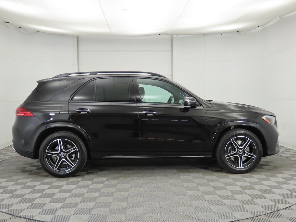2025 Mercedes Benz GLE 450 4MATIC photo 3