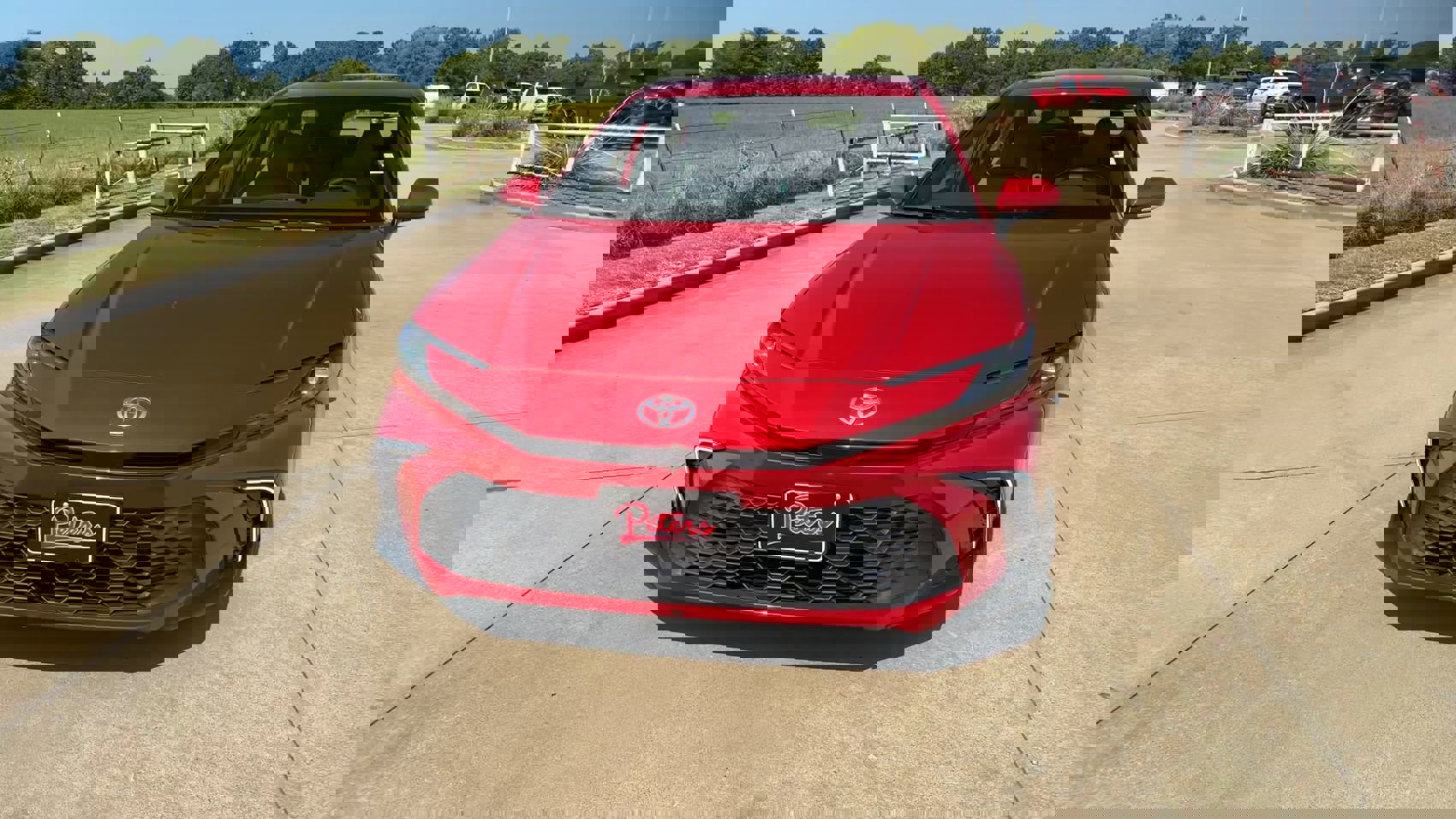 2025 Toyota Camry SE photo 4