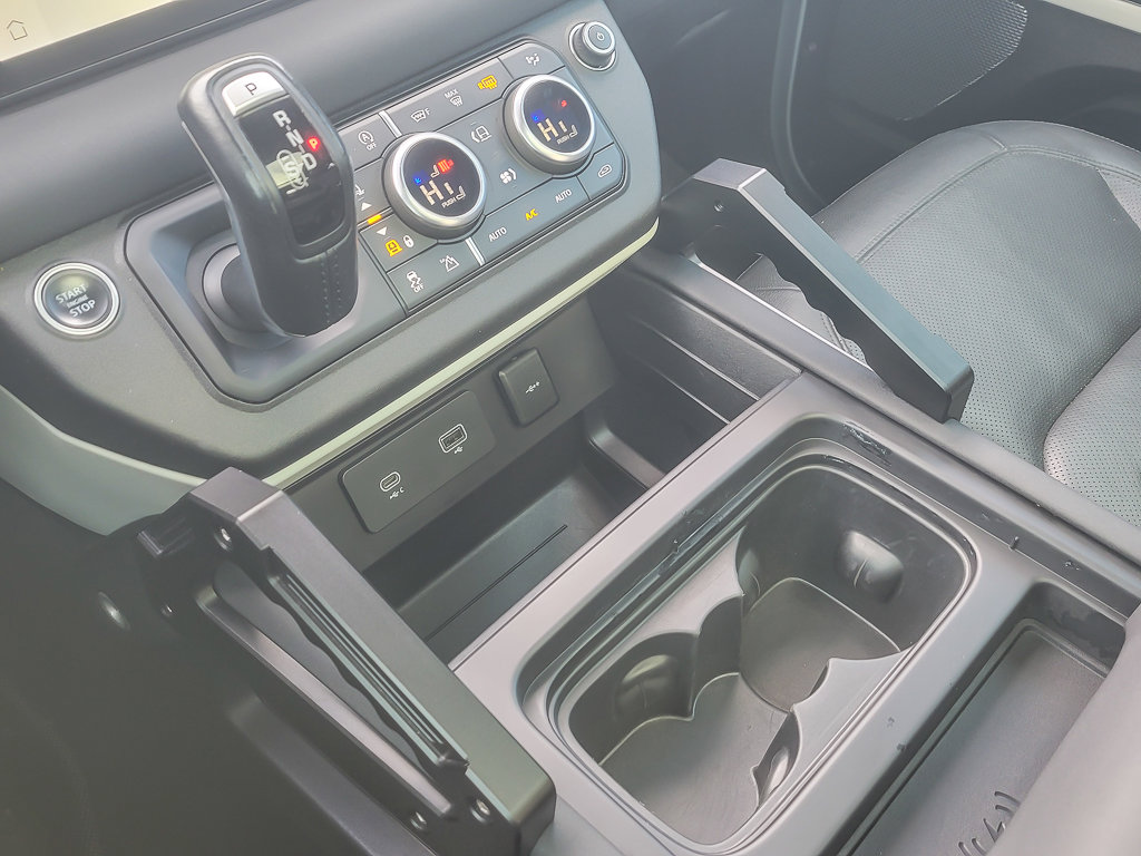 2021 LAND ROVER DEFENDER - Image 17