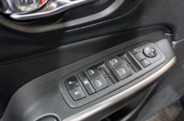 2022 Jeep Cherokee Limited photo 14
