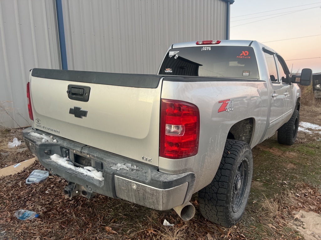2014 Chevrolet Silverado 2500HD LTZ photo 4