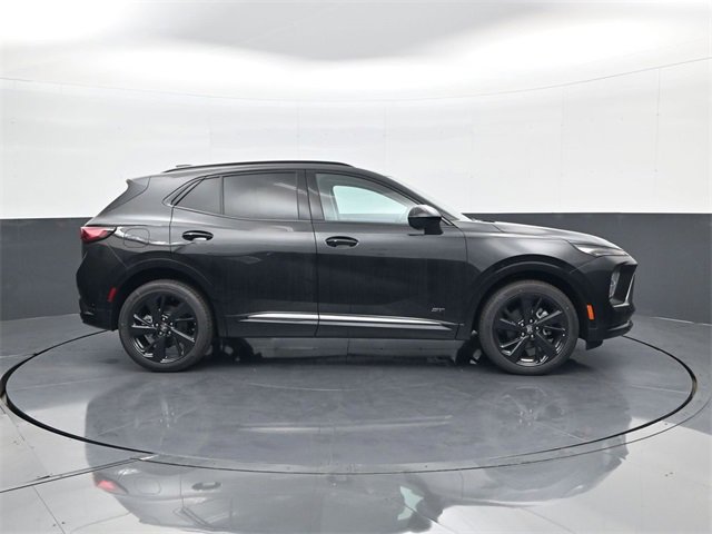 2025 Buick Envision Sport Touring photo 3